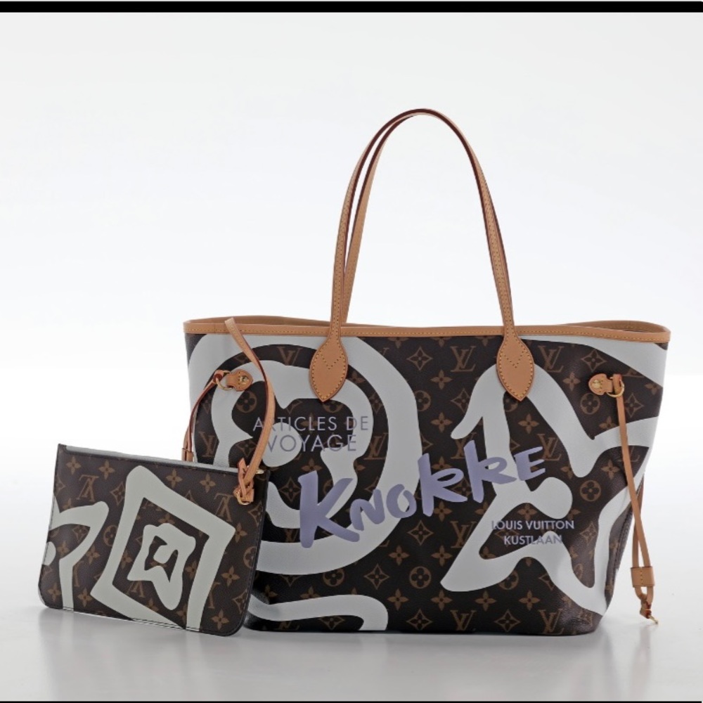 LouisVuitton Tahitienne Cities pouch destination collection. Knokke Belgium.